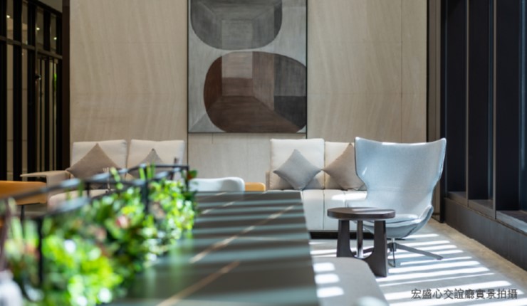 相迎  悠然的挑高舒心